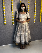 Bigboss fame rithu Chowdary frock