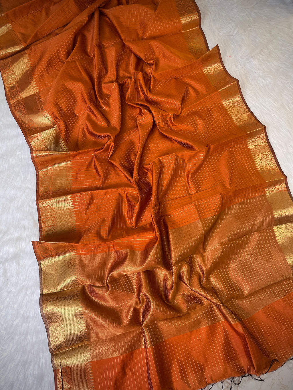 Banarasi katan soft silk saree 
Check