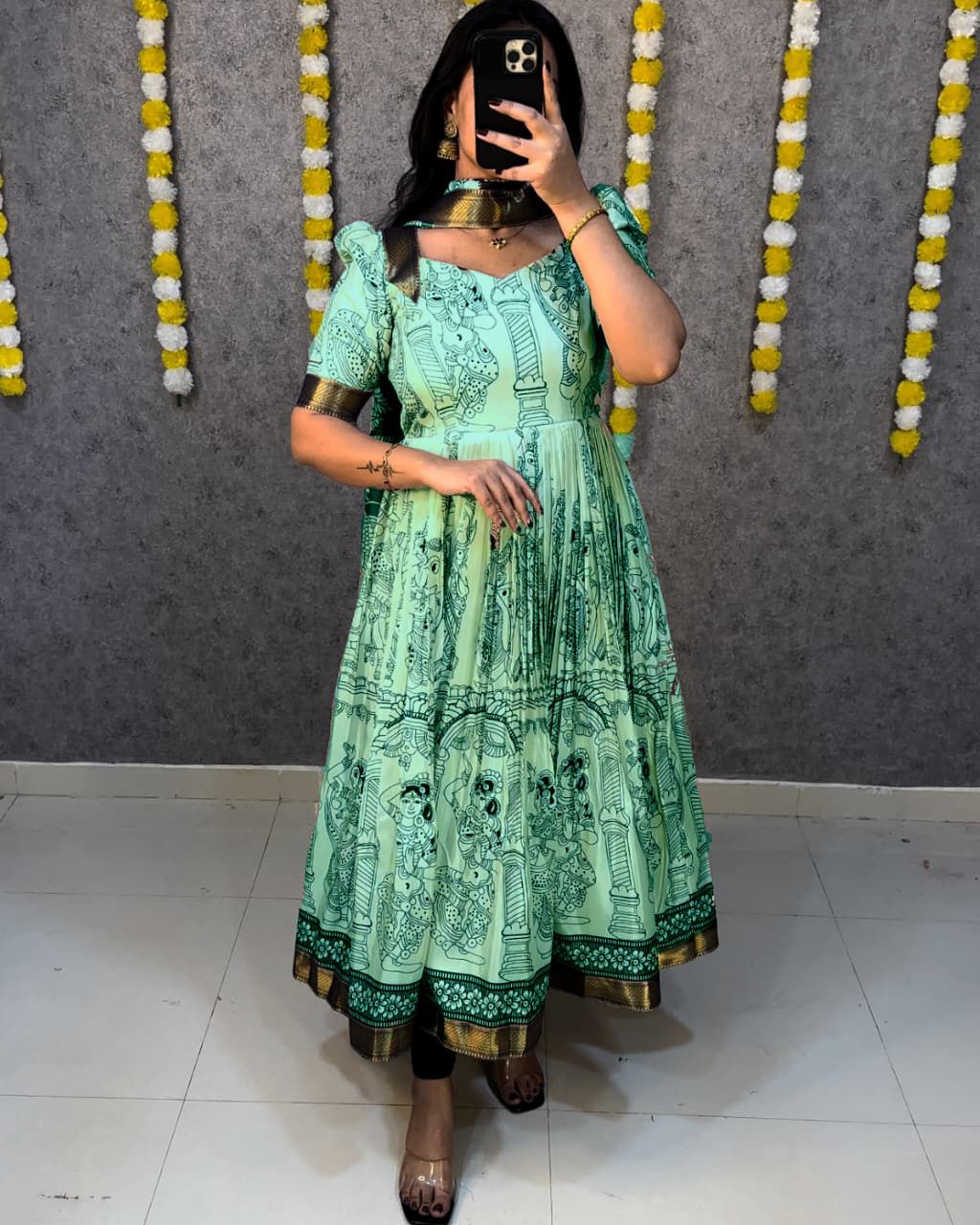 Bigboss fame rithu Chowdary frock
