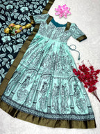 Bigboss fame rithu Chowdary frock