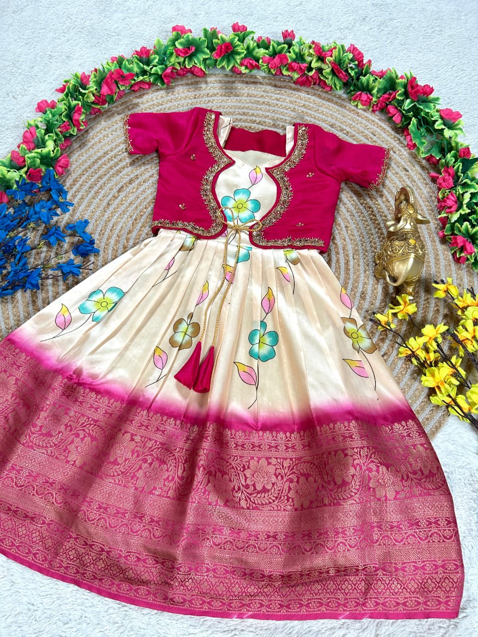TRENDING GOWN WITH COAT. K55