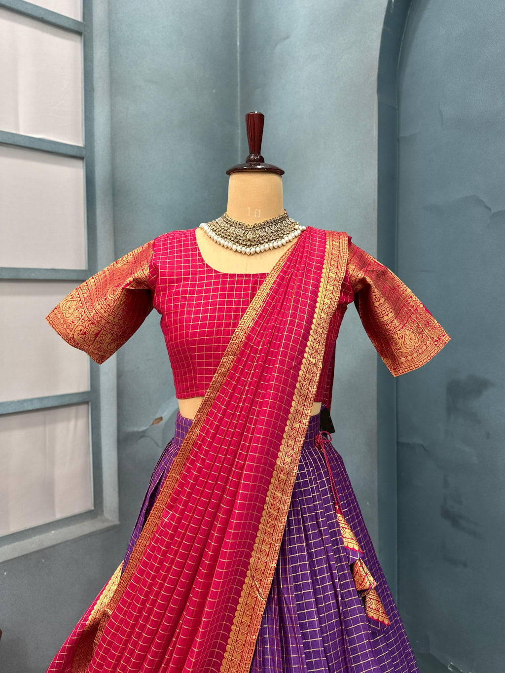 KANCHI COTTON CHECKS HALFSAREE V00
