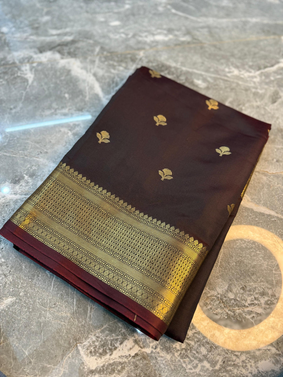 LATEST TRENDING BANARASI SAREE  4009