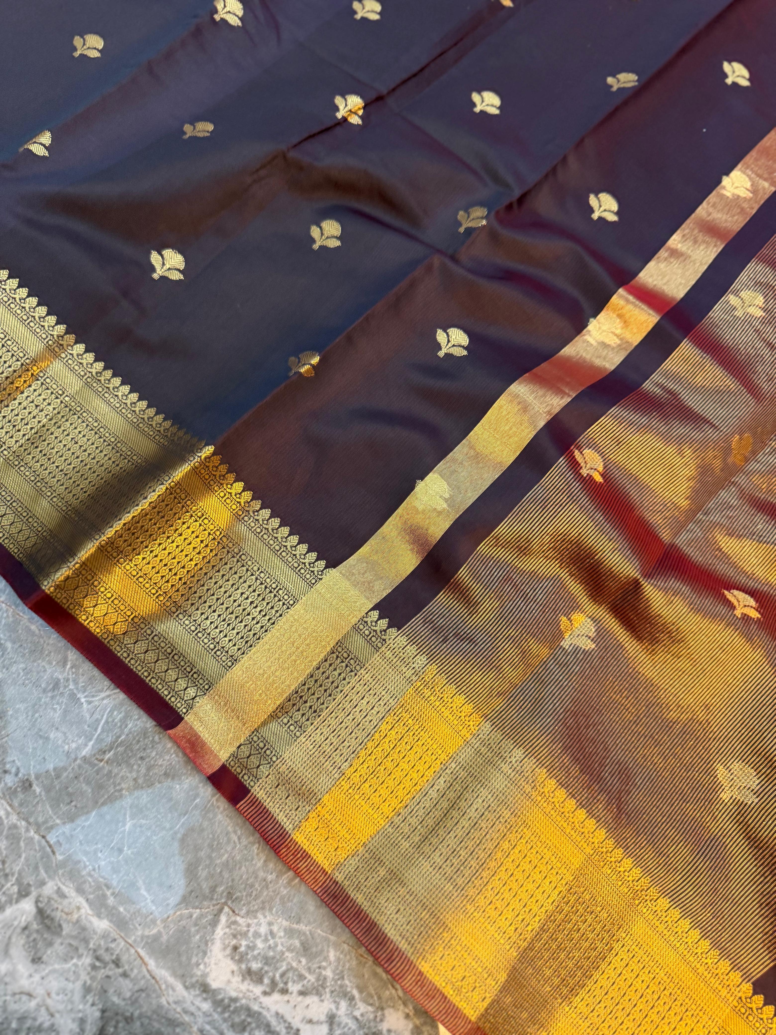 LATEST TRENDING BANARASI SAREE  4009