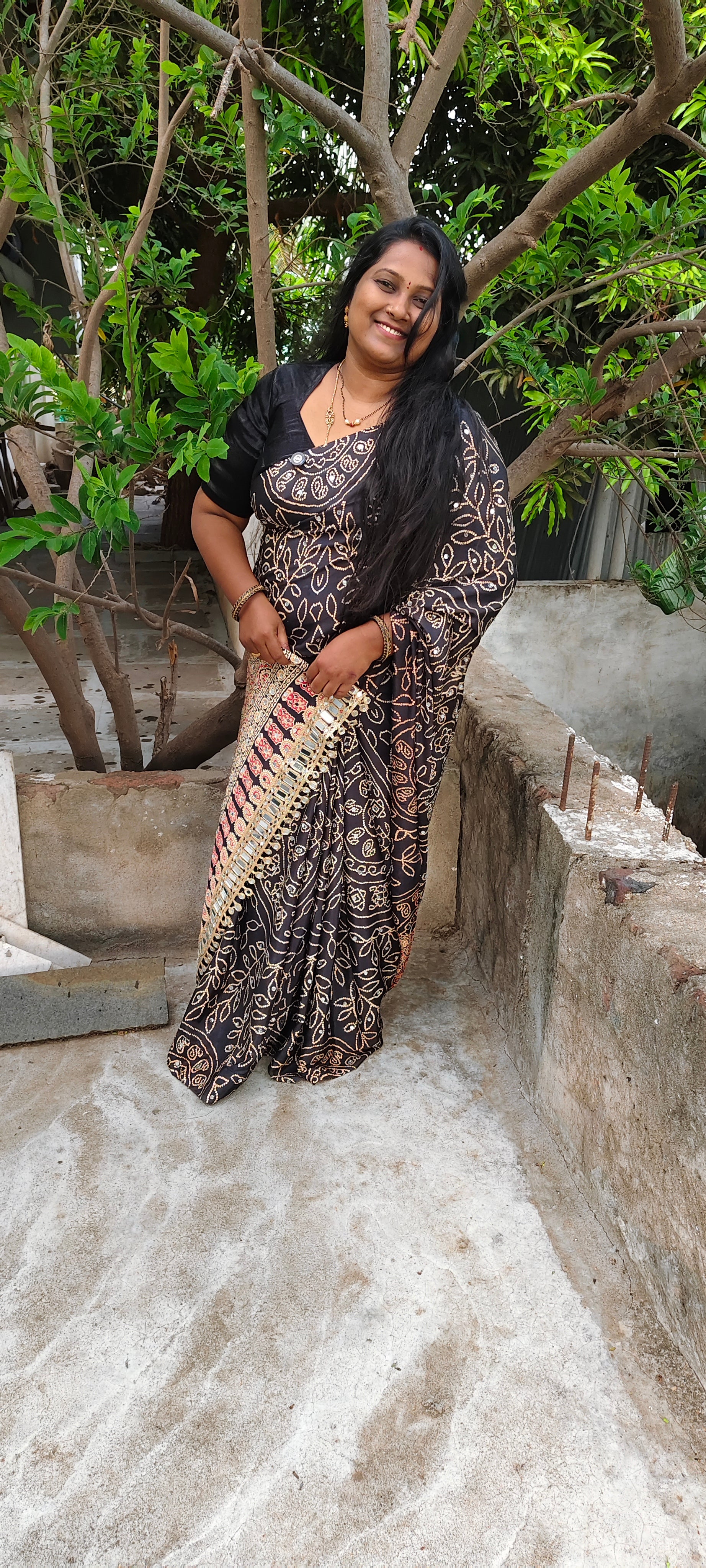 Real mirror trending sarees suji