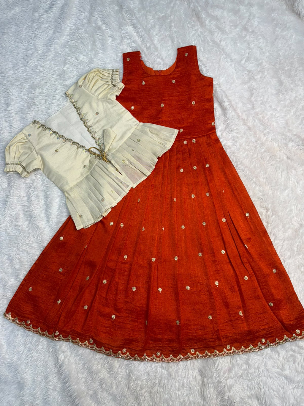 Princes gown orange kid 19