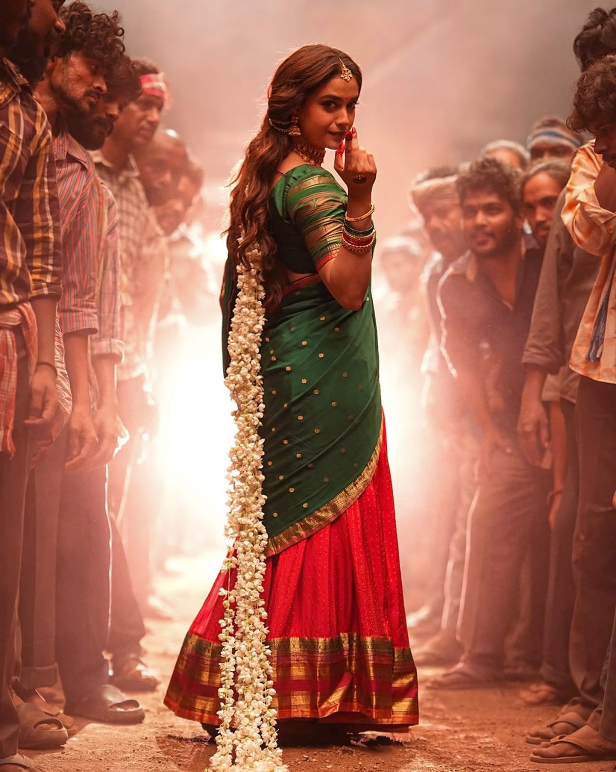 Eshanagula Keerthi suresh outfit 👈