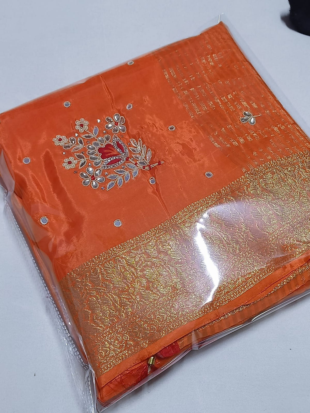 silk jari saree