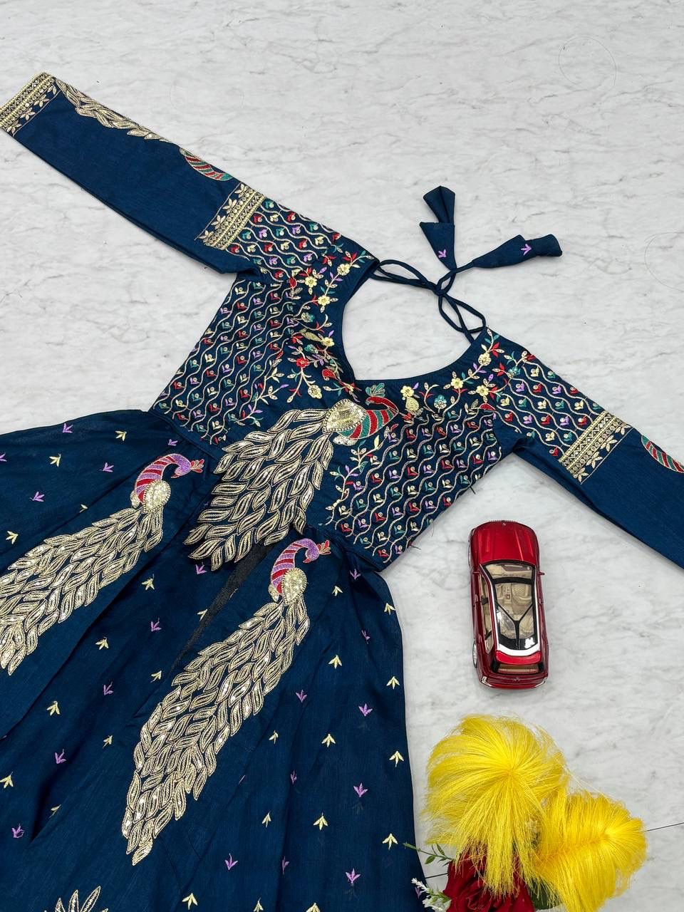 Special Crop Top with Shrug