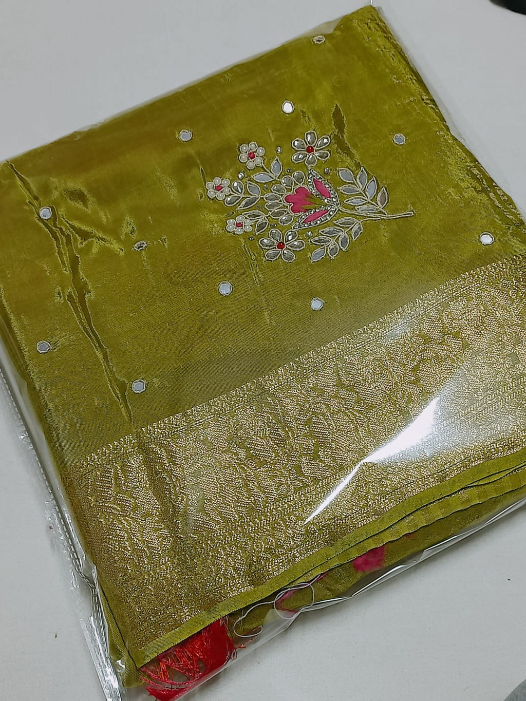 silk jari saree