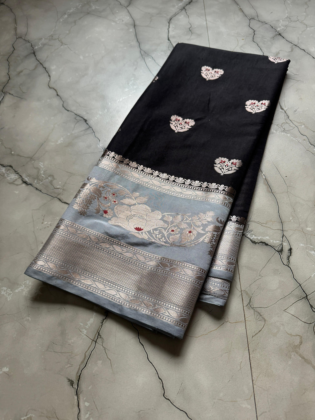 Handloom silk saree