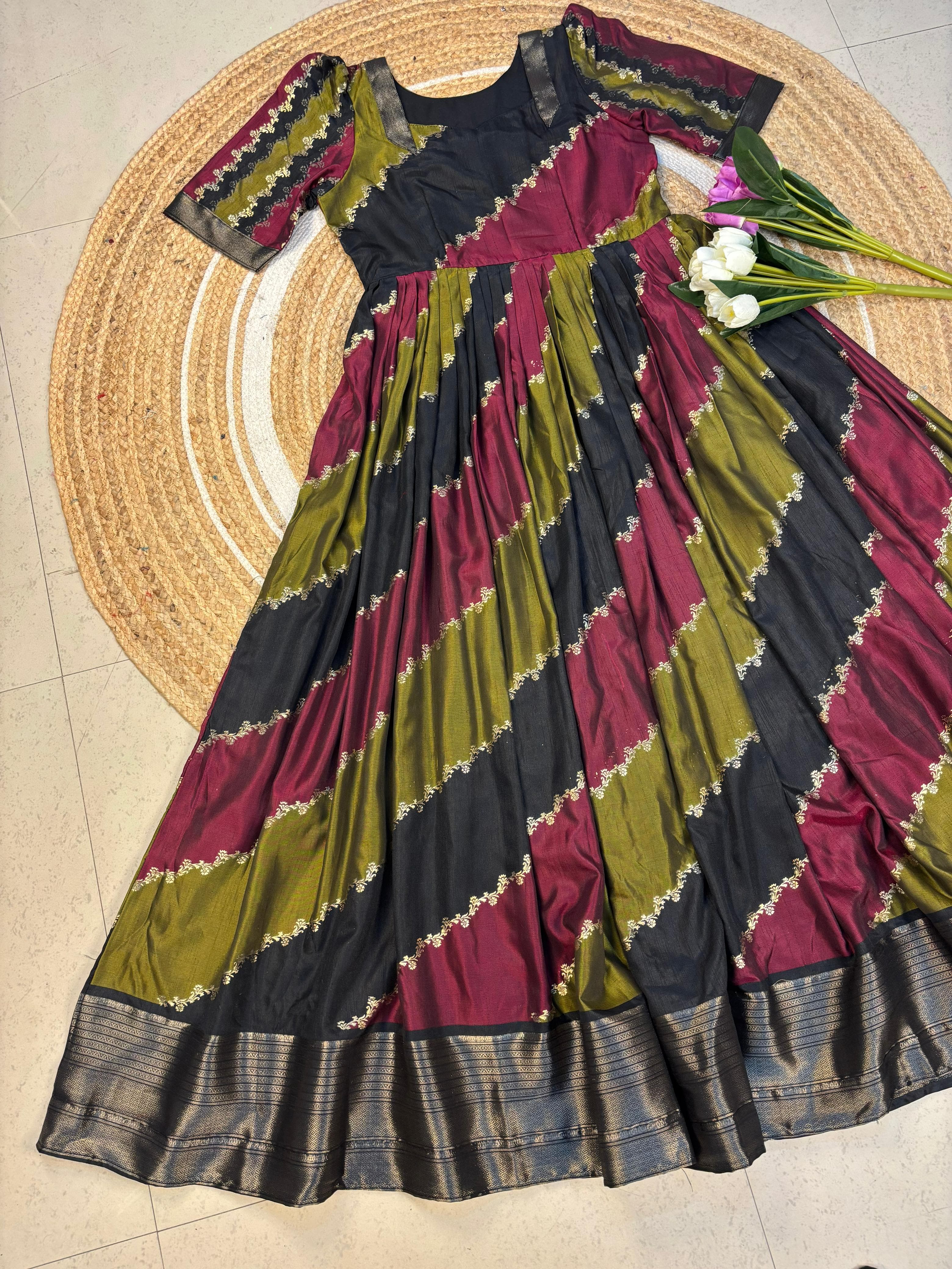 dijhayne saree  TR100