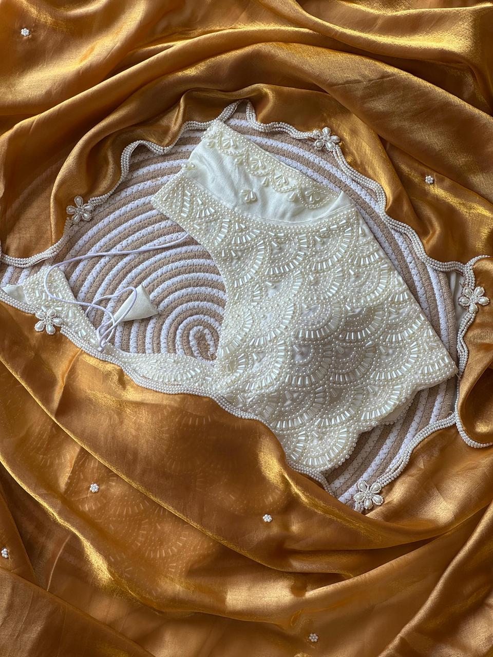 Gold sitaraa saree