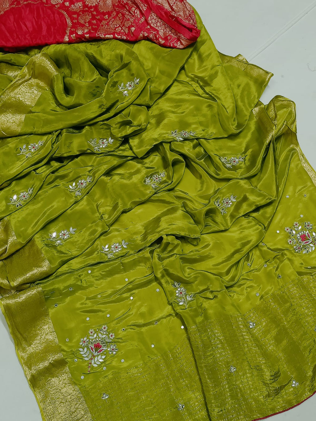 silk jari saree