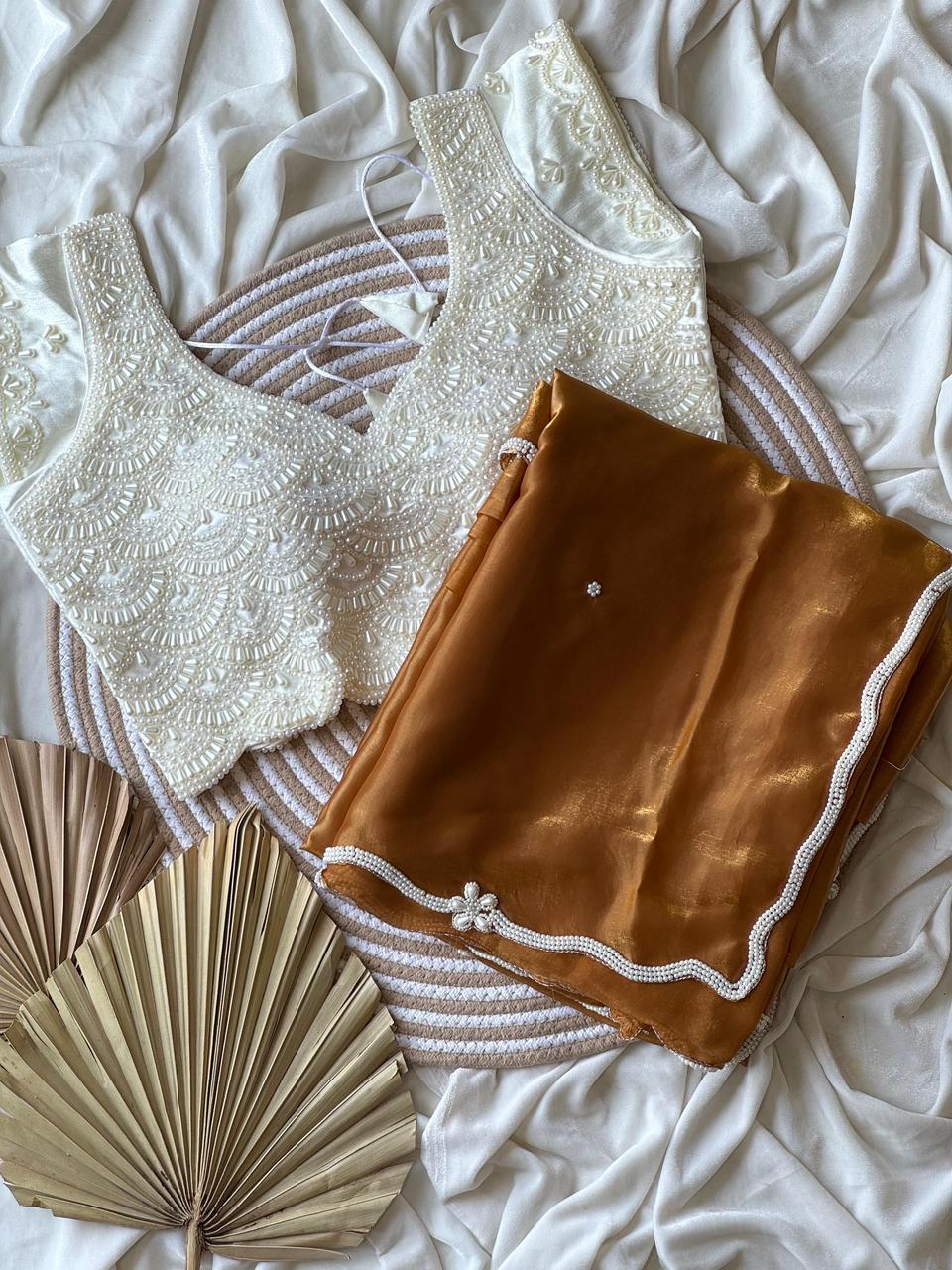 Gold sitaraa saree
